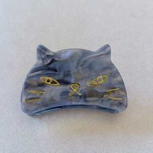 Cat Face Hair Claw Clip Grey & Gold